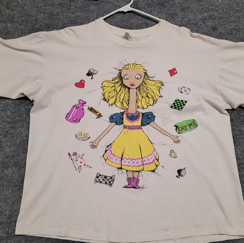 Vintage Rare ANADAZIA Graphic Tee with Alice in Wonderland Design - Picture 2 of 10